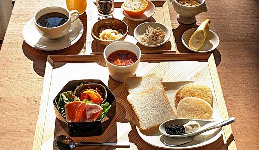 很多人都爱抠头皮上的小颗粒，它到底是什么啊？