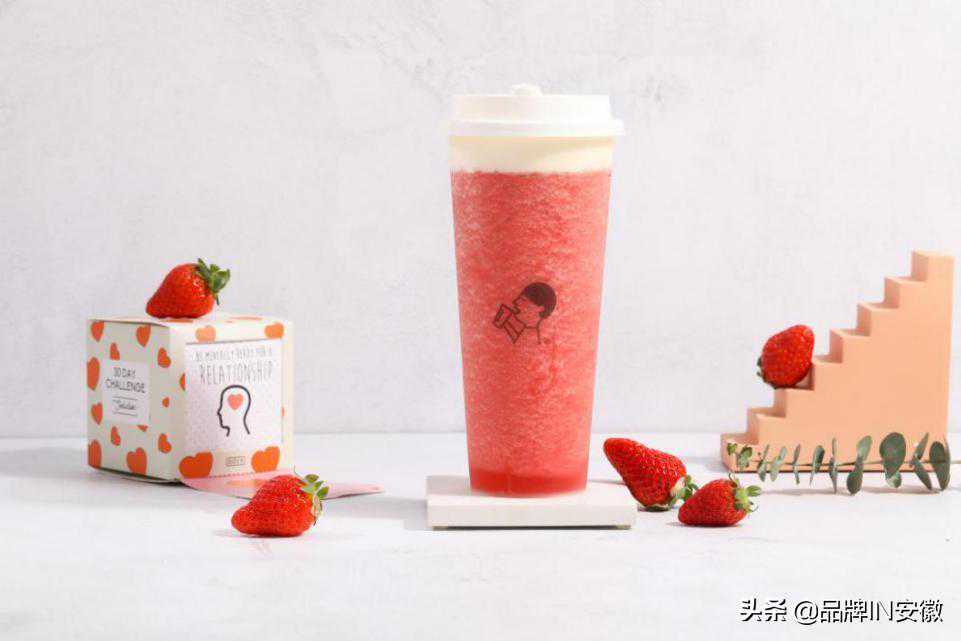 4月狮子座运势重磅来袭！桃花暴涨、财运炸裂，解锁你的王者剧本