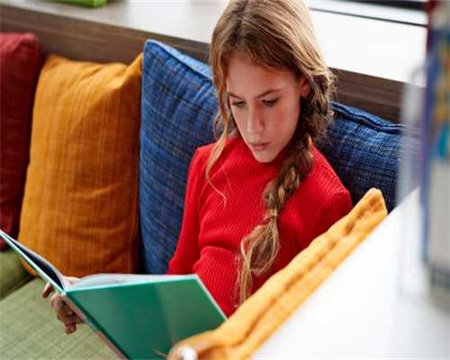 农村收购“旧木头”都做什么用？旧木头回收经，有人能年赚百万