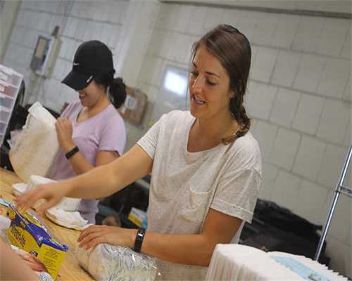 专家预测惊人！火箭0票支持，骑士能否逆袭成冠军黑马？