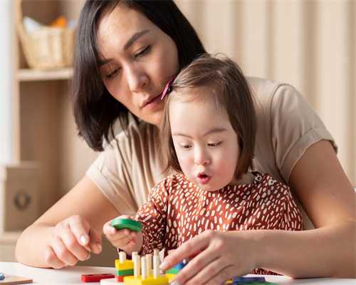 莫愁千里路，自有到来风。33句哲理诗词，如行云流水，颇有收益