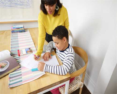 做医美时被推销得最离谱的项目是啥？网友：让我给脚趾整容